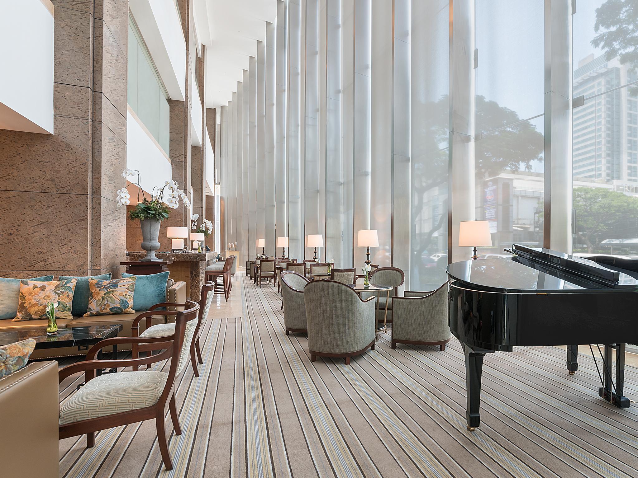 Discovery Primea San Pedro Makati Exterior foto The Lounge at the InterContinental Santiago